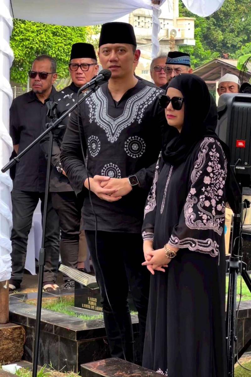 potret pemakaman Alm. Rizanno Azhar Pohan (instagram.com/agusyudhoyono)