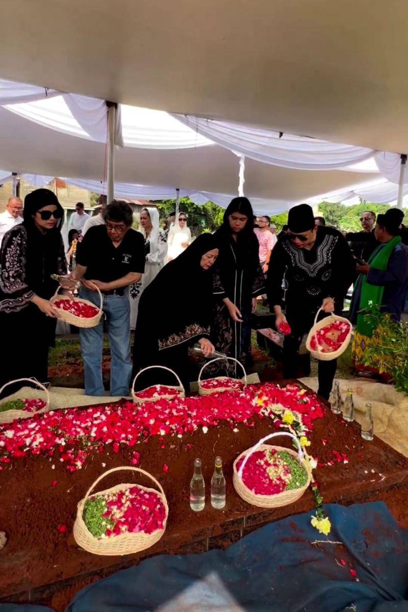 potret pemakaman Alm. Rizanno Azhar Pohan (instagram.com/agusyudhoyono)