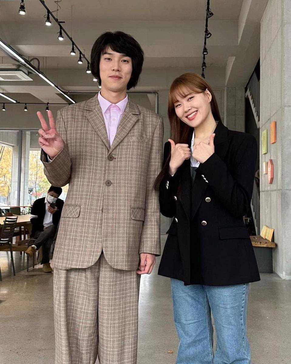 pemain The Uncanny Counter 2 di balik layar (instagram.com/k.a_innsoo)