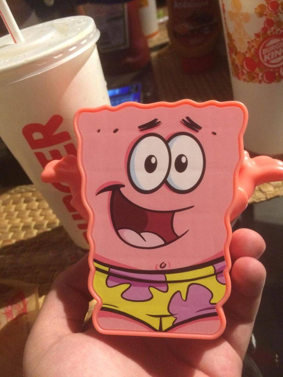 potret bentuk benda karakter Patrick Star paling kocak (reddit.com/user/Hale-Schlaggitoz)