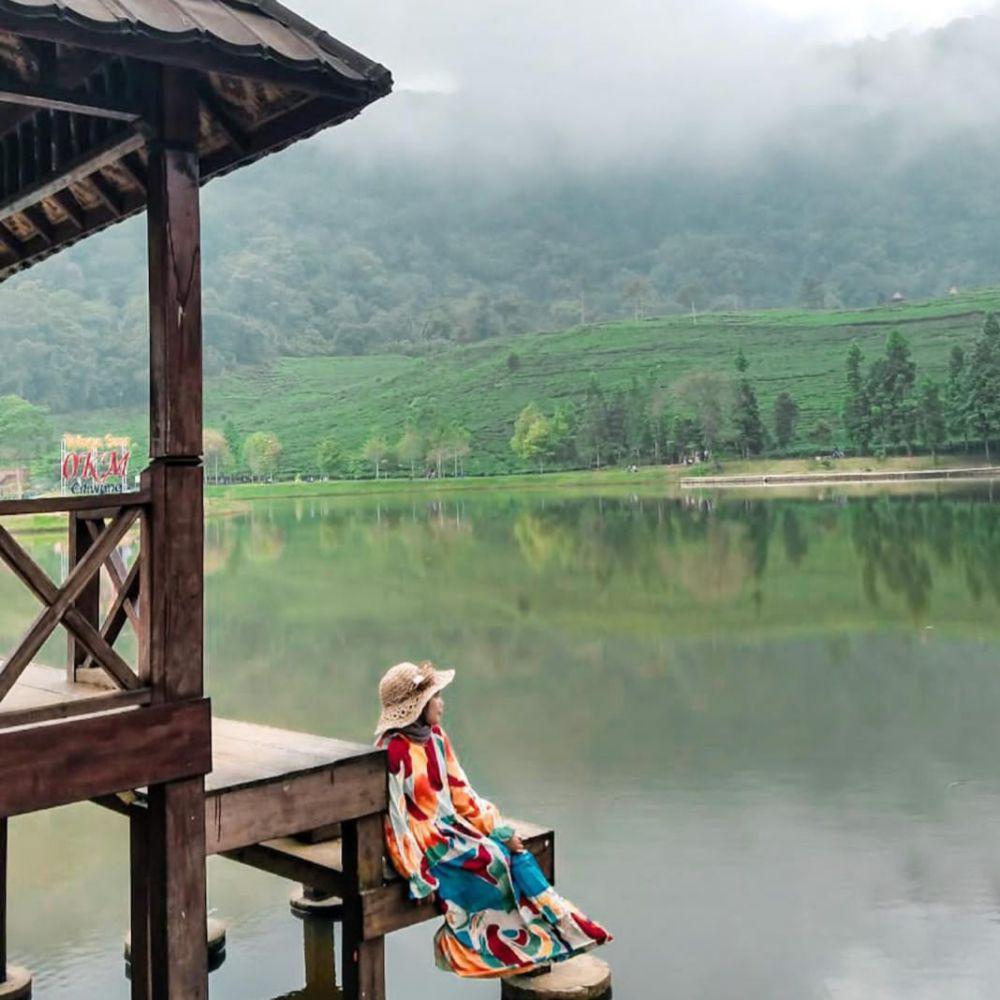 Telaga Warna Puncak (instagram.com/mery_vitaaloka)