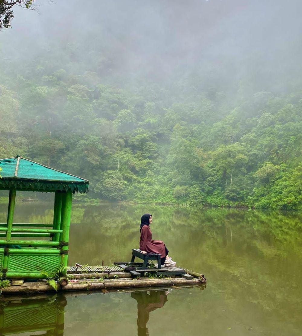 Telaga Warna Puncak (instagram.com/n_nadialestari)