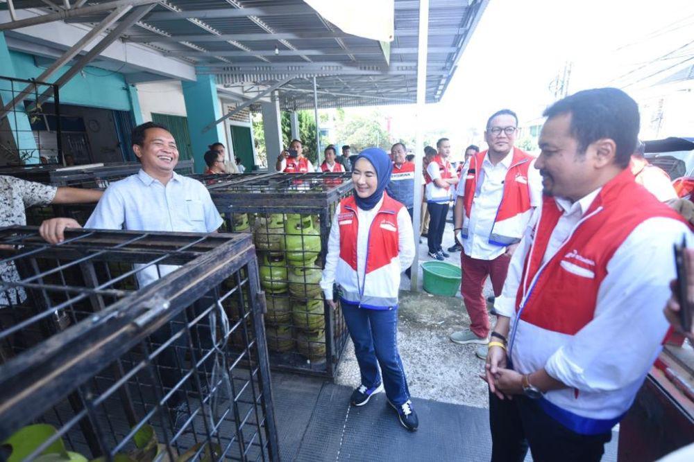 Lakukan Sidak LPG Lanjutan, Dirut Pertamina Sambangi Sumatra Selatan