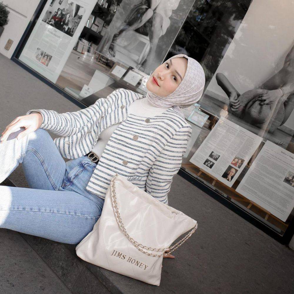 OOTD Melody Prima saat berlibur ke Eropa (instagram.com/melodyprima)
