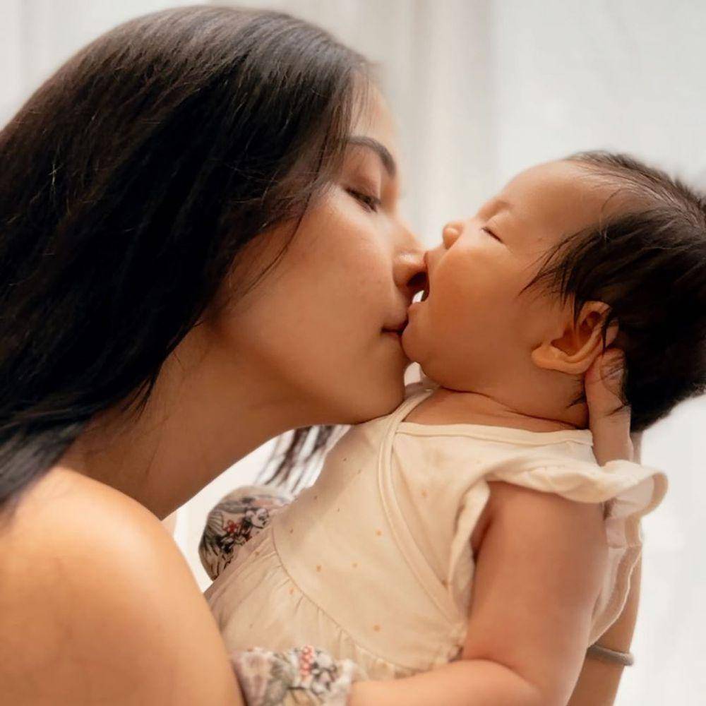 potret buah hati Estelle Linden (instagram.com/estelleelinden)