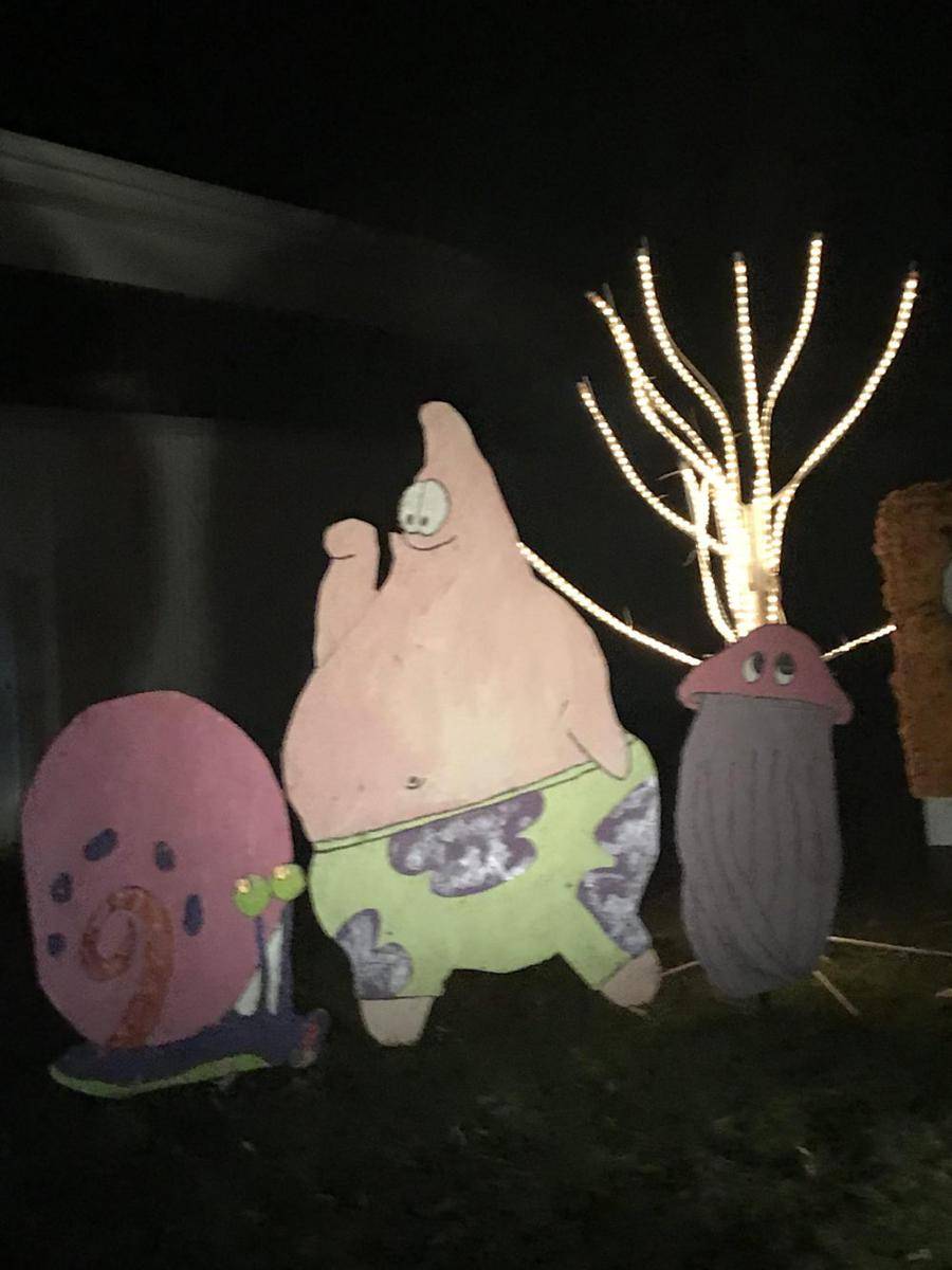 potret bentuk benda karakter Patrick Star paling kocak (reddit.com/user/Real_Elon_Musk_True)