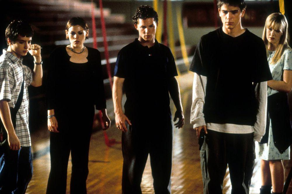 6 Film Remaja Tahun 90-an yang Underrated padahal Seru, Penuh Konflik