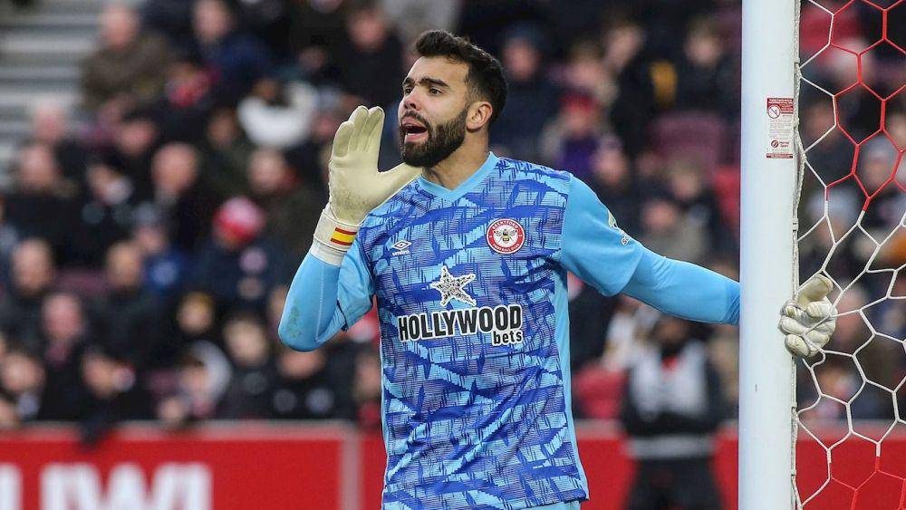 David Raya (brentfordfc.com)