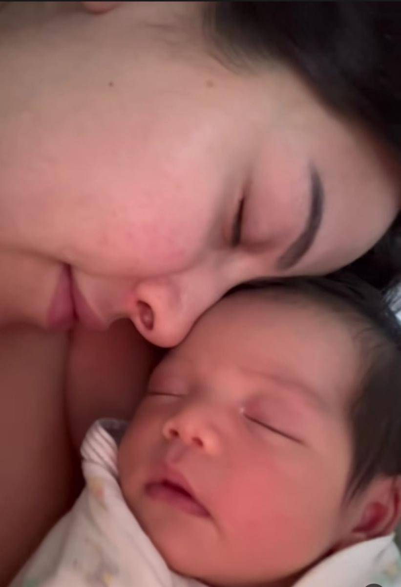 potret buah hati Estelle Linden (instagram.com/estelleelinden)