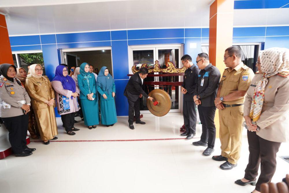 Bupati-Wabup OKU Timur Resmikan Mal Pelayanan Publik dan ADM