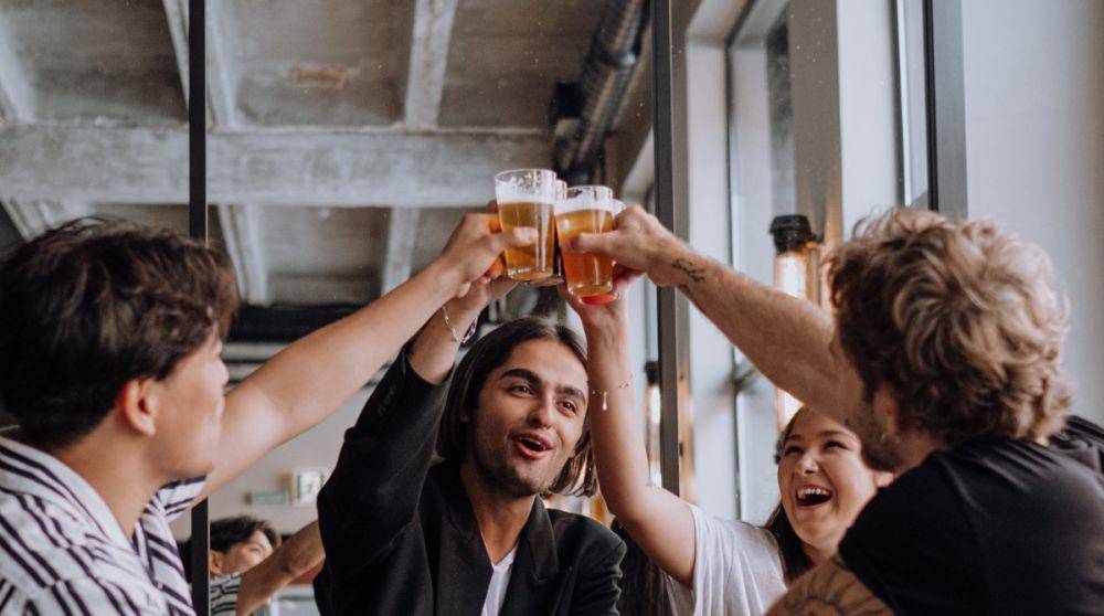 ilustrasi quality time bersama teman (pexels.com/cottonbro)