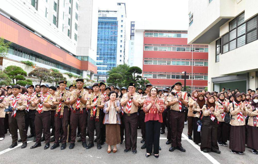 Kontingen Pramuka Indonesia diterima di KBRI Seoul. (dok. KBRI Seoul)