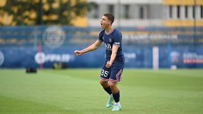 Ismael Gharbi (en.psg.fr)