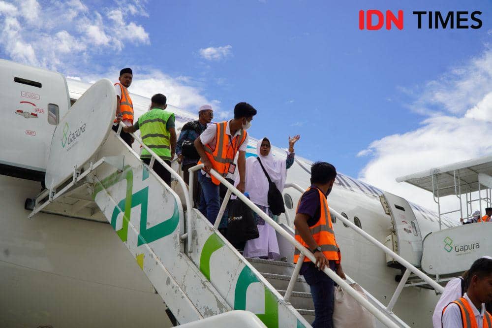 Jemaah haji Kloter 12 Embarkasi Aceh menjadi rombongan terakhir yang pulang ke Tanah Rencong. (Dokumentasi Humas Kanwil Kemenag Aceh untuk IDN Times)