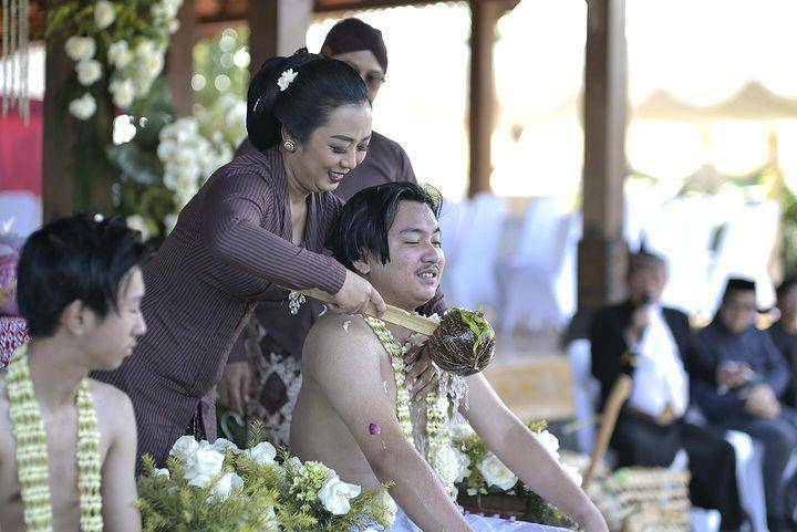 potret ruwatan anak Soimah (instagram.com/showimah)