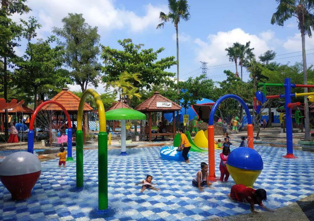Gumul Paradise Island Kediri: Info Lokasi, Aktivitas, dan Tipsnya