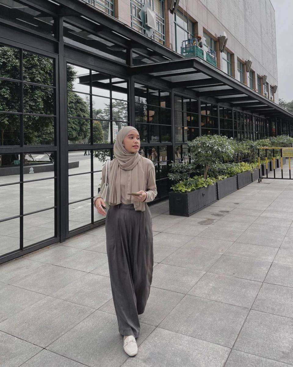 ootd hijab (instagram.com/pamelagatha)