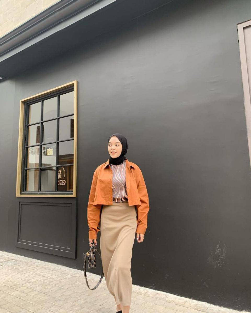 inspirasi ootd hijab ala Febiola Nabila (instagram/febiolanabilaa)
