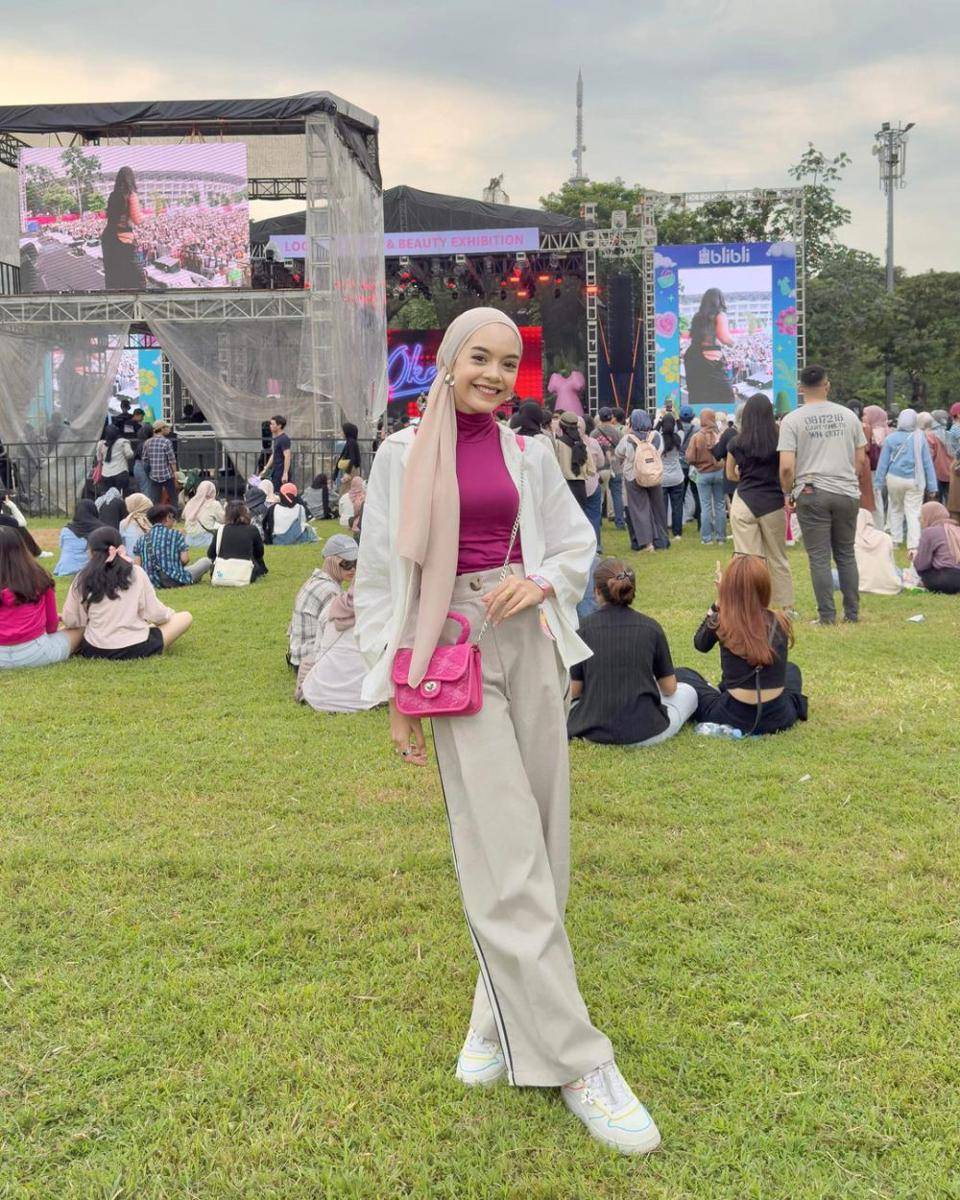 inspirasi ootd hijab ala Febiola Nabila (instagram.com/febiolanabilaa)