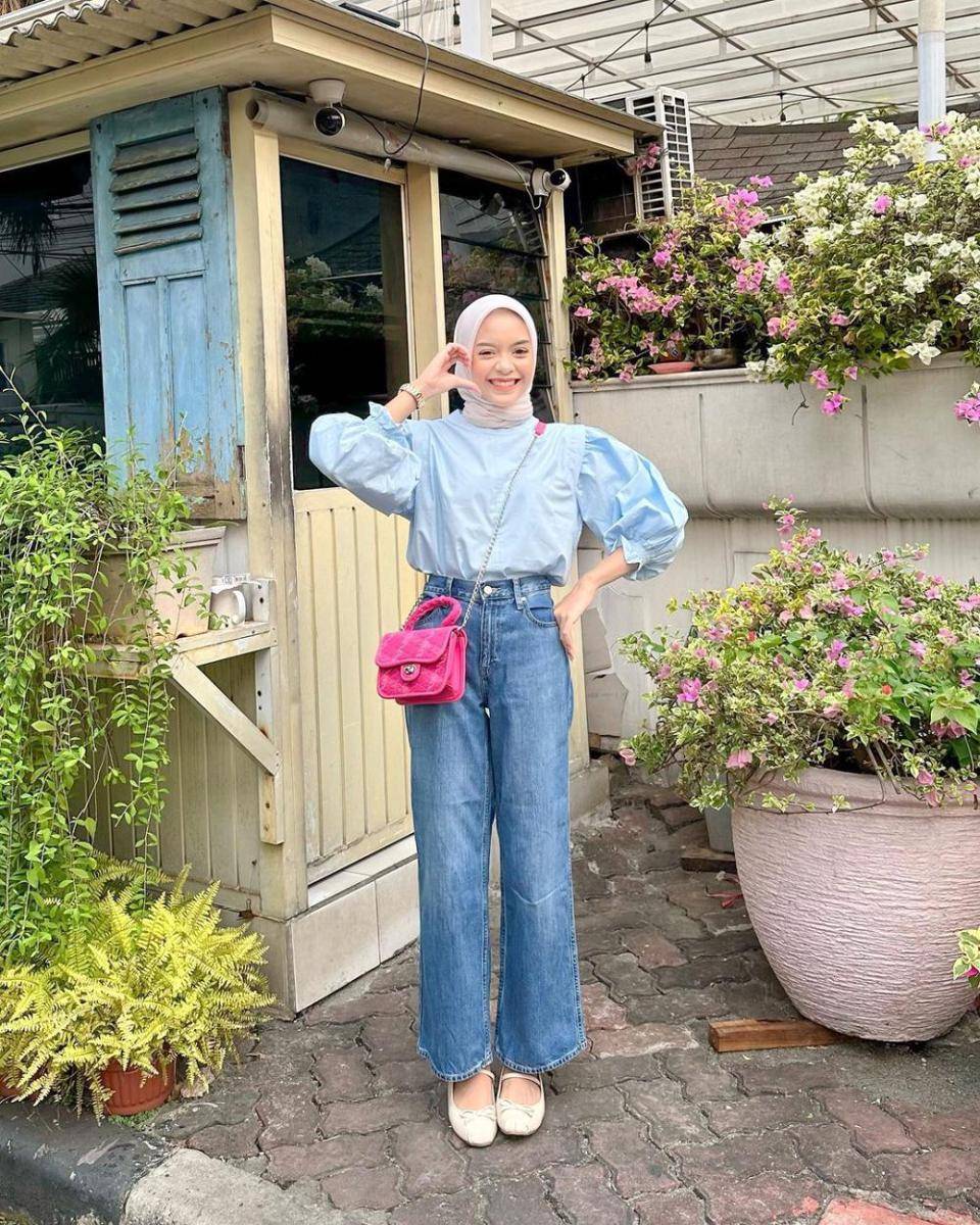 inspirasi ootd hijab ala Febiola Nabila (instagram.com/febiolanabilaa)