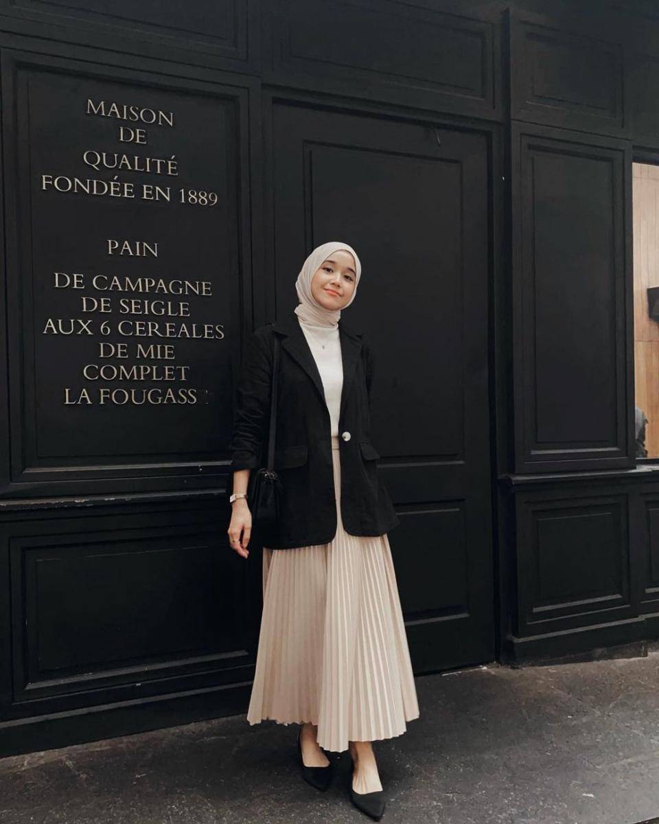 ootd hijab (instagram.com/pamelagatha)