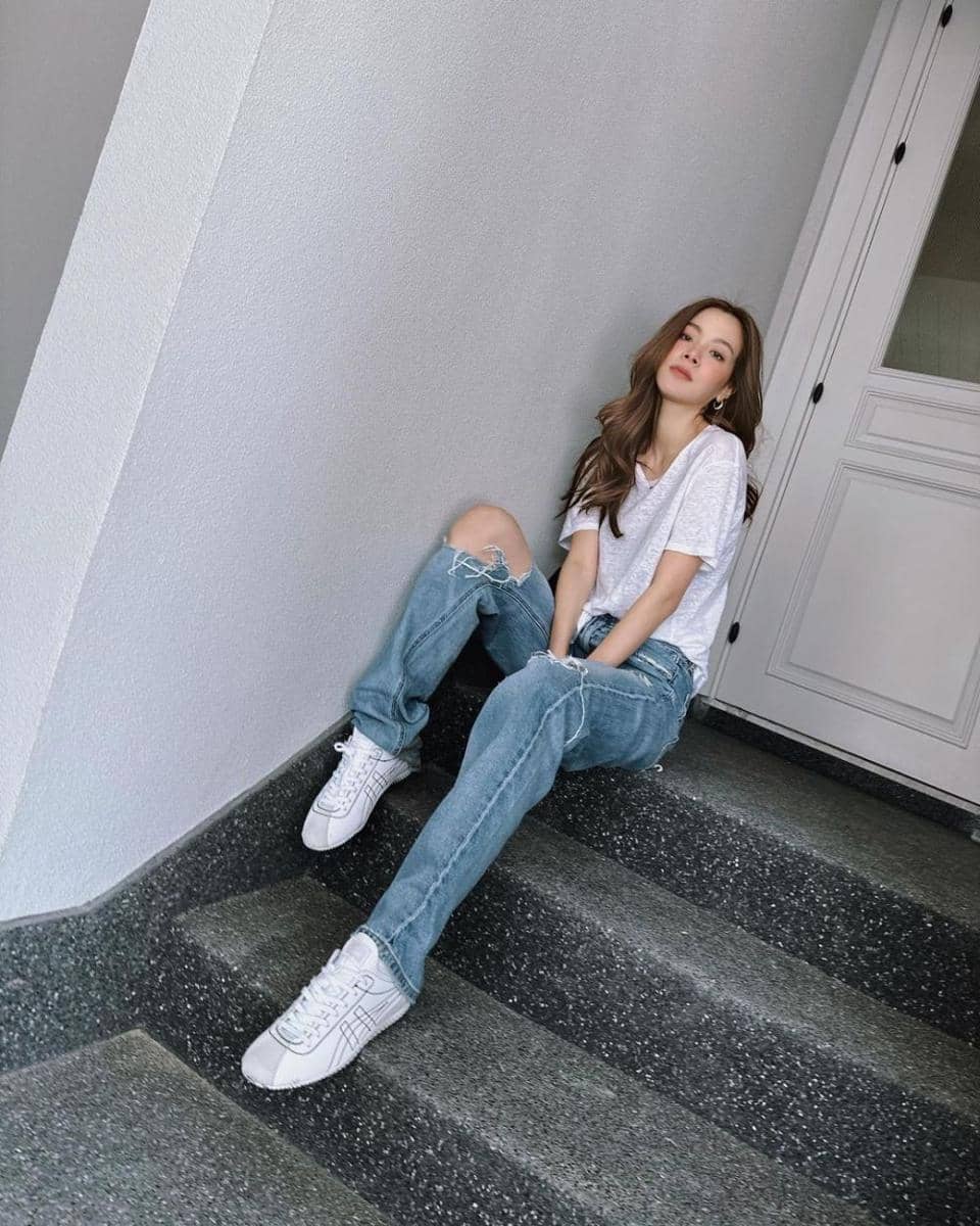 outfit Baifern Pimchanok (instagram.com/baifernbah)