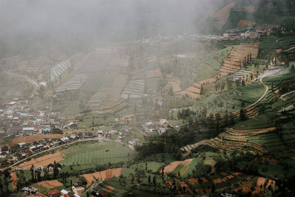 Dieng (unsplash.com/Falaq Lazuardi)