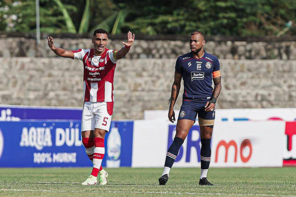 Persis Solo saat menghadapi Arema FC pada putaran pertama di Liga 1 Indonesia 2023/2024. (instagram.com/persisofficial)