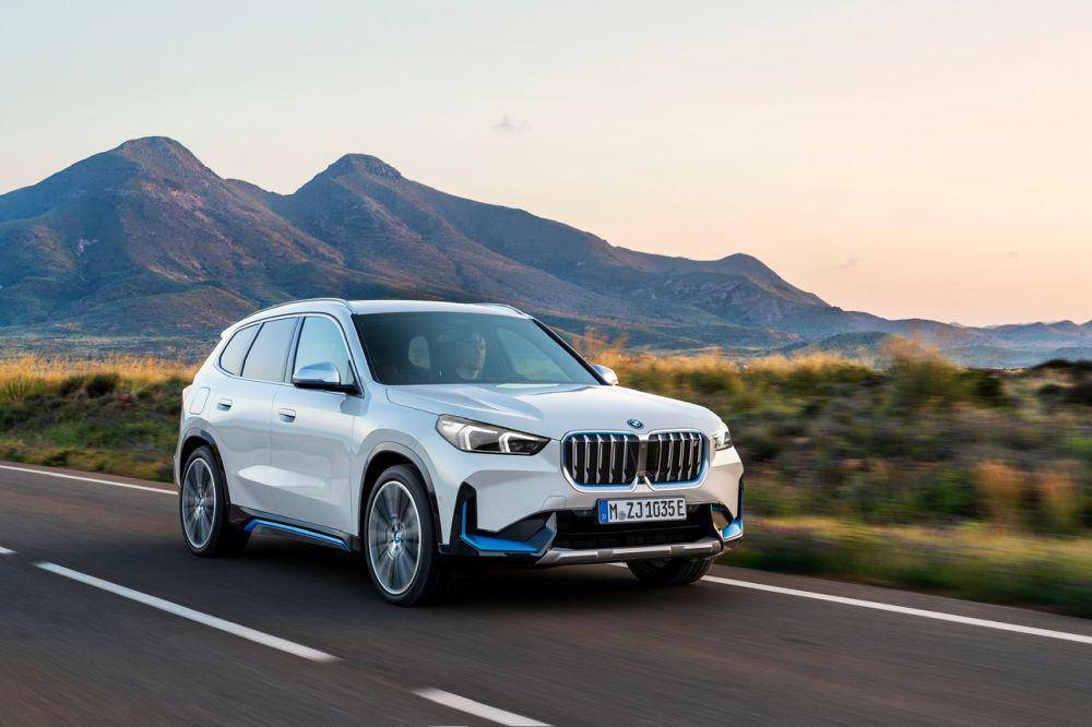 BMW iX1 (BMW)