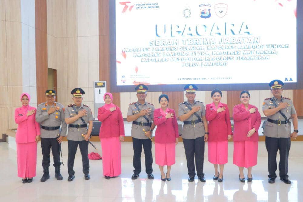 Sertijab 6 Kapolres Polda Lampung, Selasa (1/8/2023). (Dok. Polda Lampung).