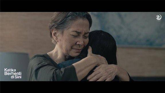 Pemain film Ketika Berhenti di Sini (instagram.com/widyawati_sophiaan)