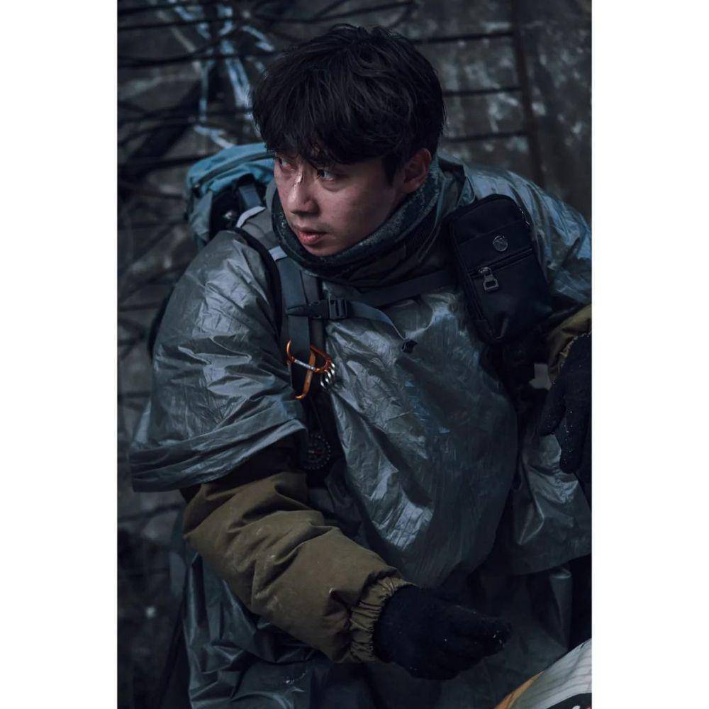 Min Sung (Park Seo Joon) di film Korea Concrete Utopia (instagram.com/lotteent.movie)