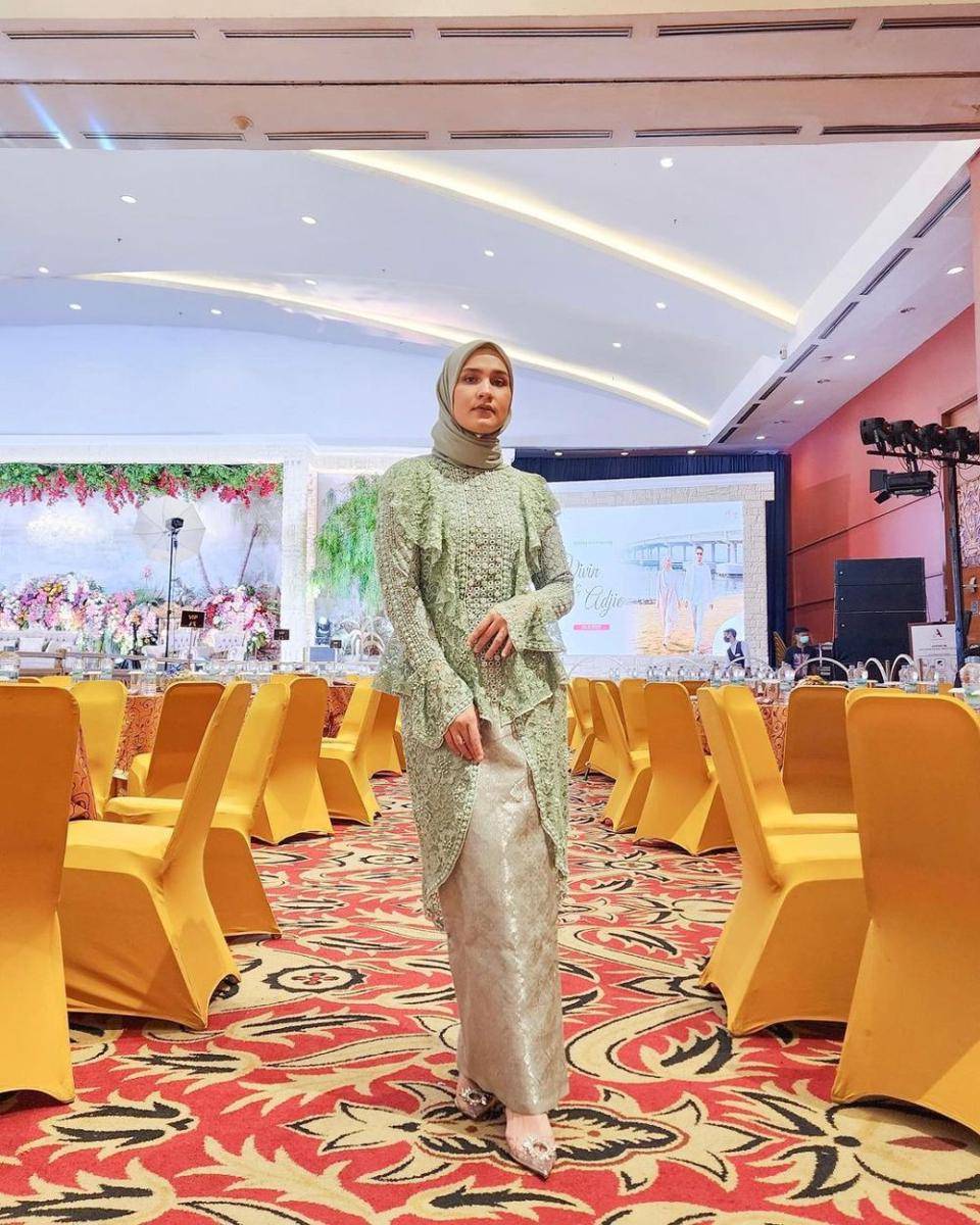 Gaya kondangan. (instagram.com/dwihandaanda)