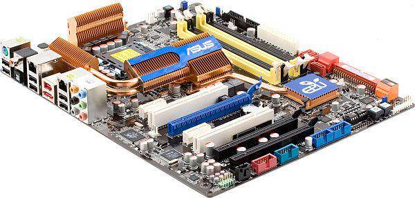 potret motherboard Asus P5Q Deluxe (ixbtlabs.com)