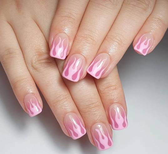 nail art pink (instagram.com/pineapplegelnailss)
