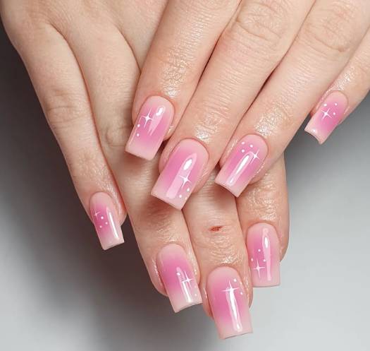 nail art pink (instagram.com/pineapplegelnailss)