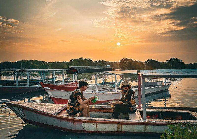 ilustrasi sunset di Pulau Pari (instagram.com/raya.amrullah)