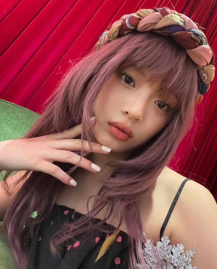 Model rambut kekinian ala idol cewek Korea (instagram.com/newjeans.hanni)
