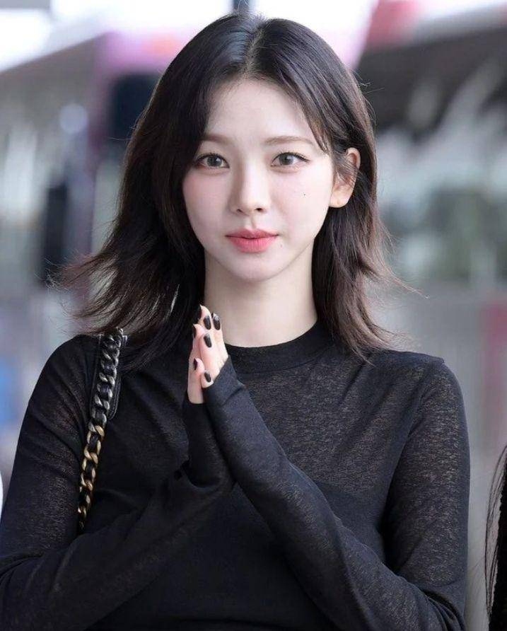 Model rambut kekinian ala idol cewek Korea (instagram.com/karinayuaespa)