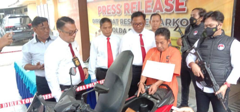 Press rilis Polda Sumsel terkait kurir sabu seberat 3 kilogram (Dok: istimewa)