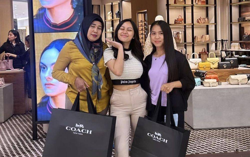 momen Rachel Vennya belikan tas mewah untuk ART (instagram.com/rachelvennya)