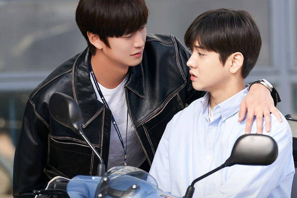 still cuts drama Longing For You (instagram.com/channel.ena.d)