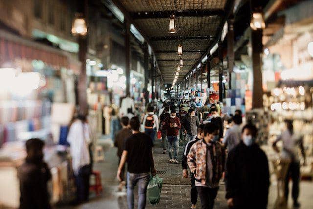 [PUISI] Terasing di Kerumunan