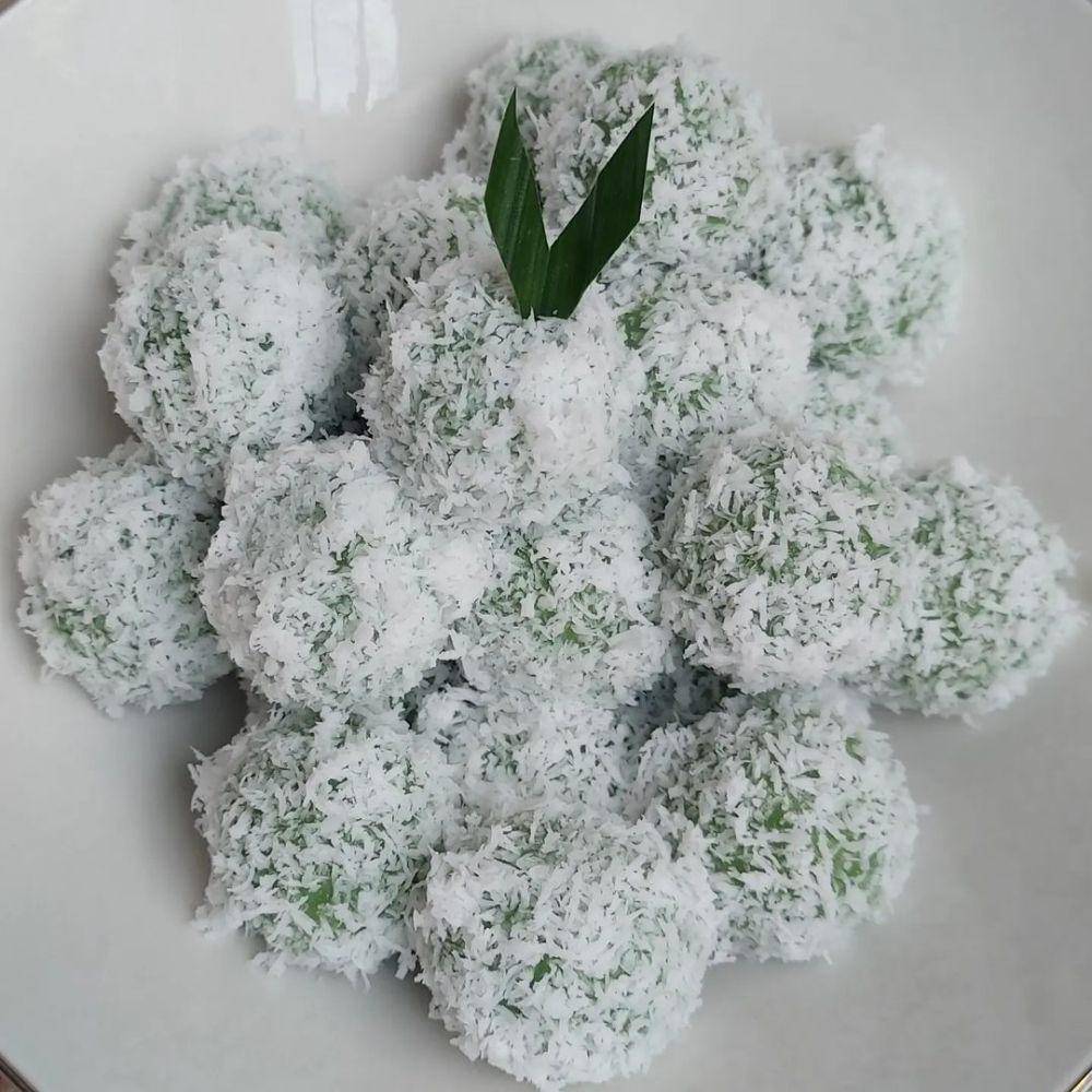 klepon (instagram.com/dapoeraromabyanita)