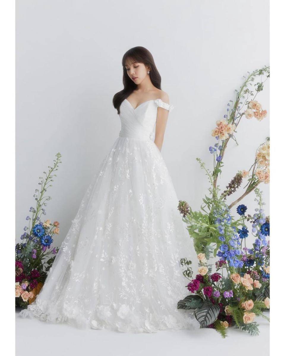 potret prewedding Baek Ah Yeon (instagram.com/ayeoniiiiii)