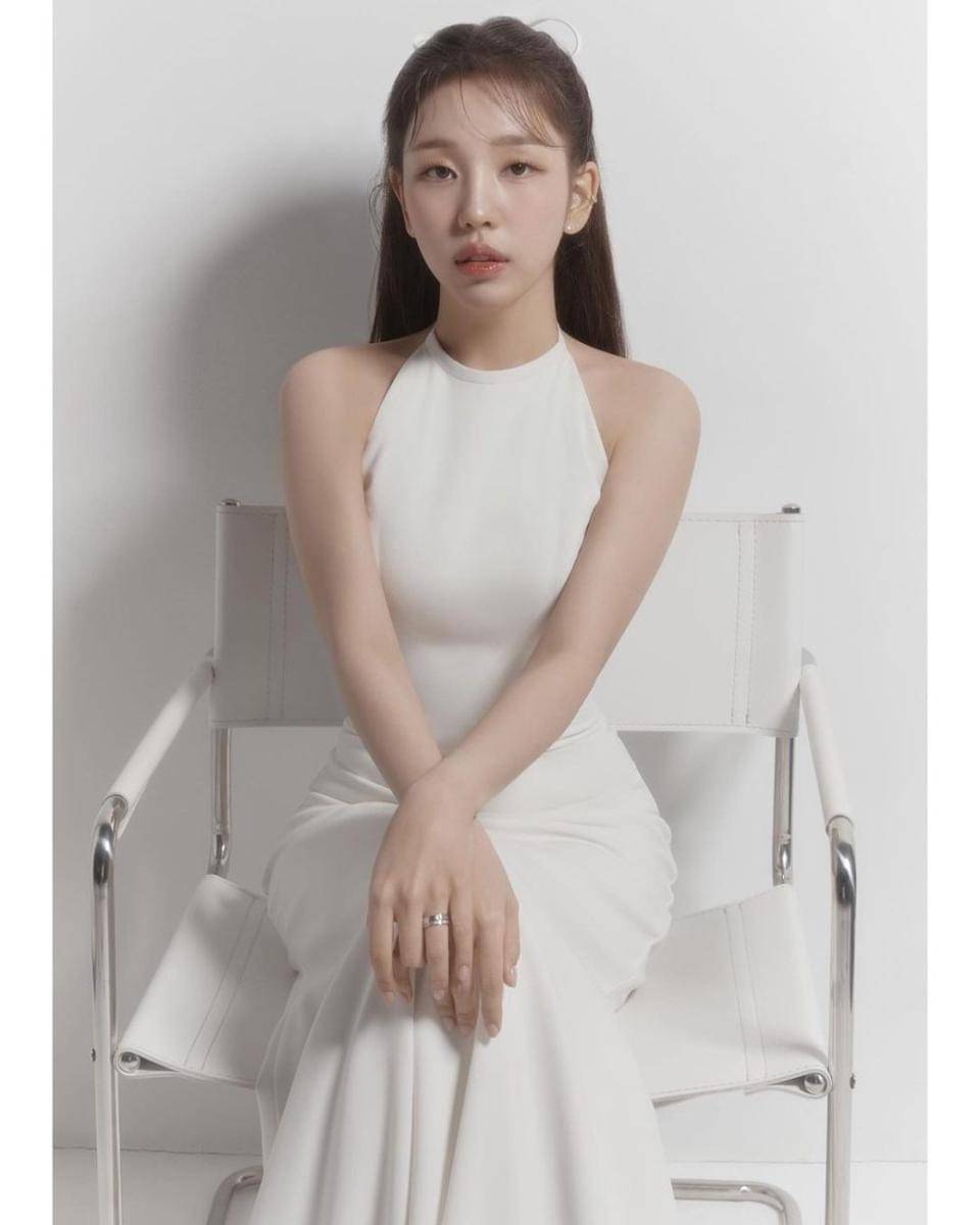 potret prewedding Baek Ah Yeon (instagram.com/ayeoniiiiii)