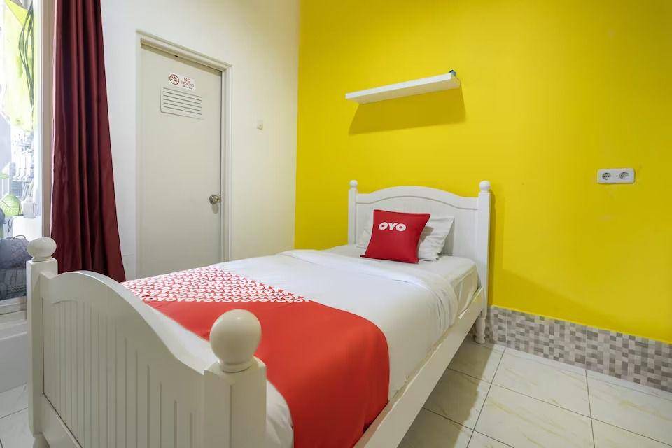 OYO 3782 Gunung Anyar (oyorooms.com)