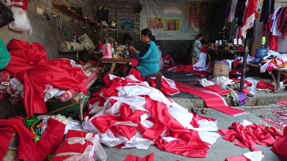 Pesanan Bendera di Tulungagung Meningkat 10 Kali Lipat
