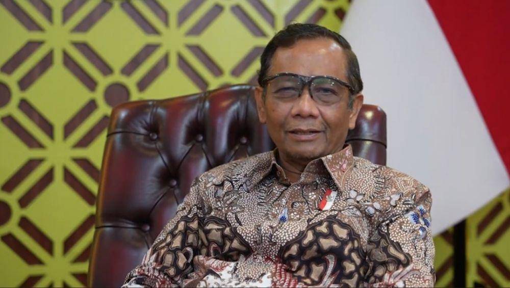 Menteri Koordinator Bidang Politik, Hukum dan Keamanan, Mahfud MD ketika memberikan keterangan mengenai bencana kekeringan di Papua. (Tangkapan layar video Kemenko Polhukam)