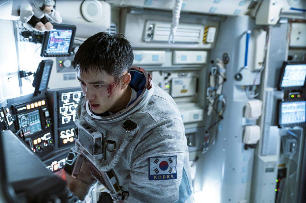 Alasan Nonton Film Korea The Moon, D.O. EXO Bikin Jantungan